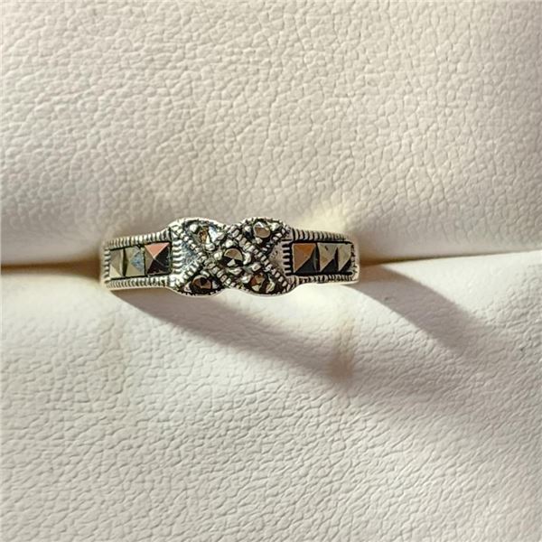 Silver Marcasite Ring (~Size 6) -RING (~length 0 inches), Suggested Retail Value $60