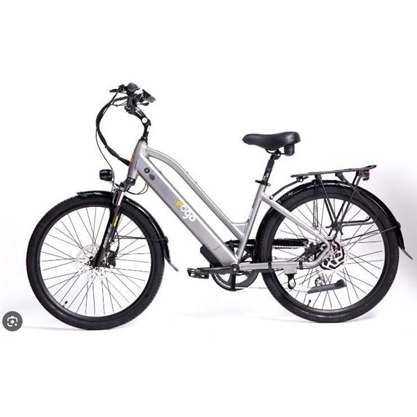 Ebgo CC50 is a cross between the geometric foundations of the CC60 and the styling of the CC47. Its 