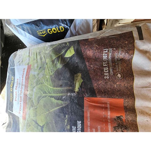 Co-op Gold Peat Moss 107L