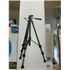 Image 3 : Fotopro X2 Lite standard tripod