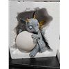 Image 1 : Solar Lighted Baby Dragon Statue - One Wing Damaged