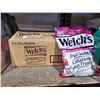 Image 1 : Welch's Fruit Snacks - Berries & Cherries 12x140g