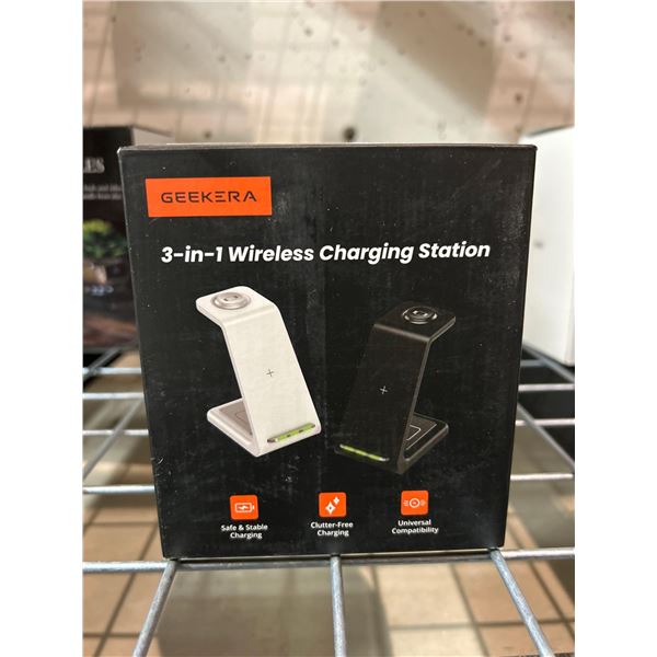 Geekera 3-in-1 wireless charging station