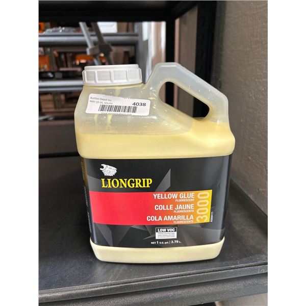 Richeleiu Lion Grip yellow wood glue 3.78L
