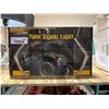 Image 2 : RZR / Polaris side by side fang style signal light kit
