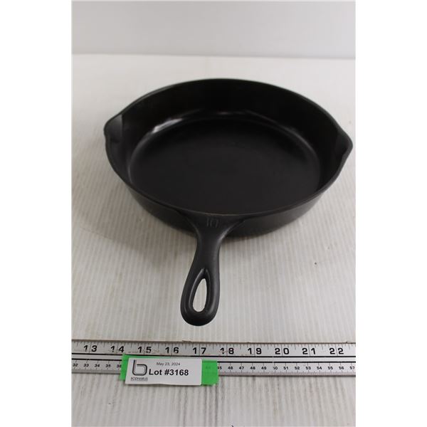 #10 Wagner Ware Cast Iron Skillet