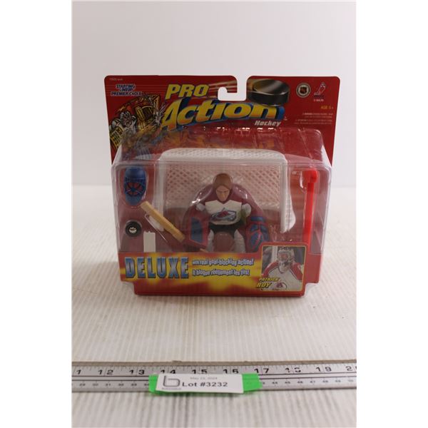 Starting Lineup Pro Action Hockey Deluxe Figurine - Sealed