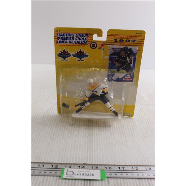 Starting Lineup 1997 Mario Lemieux Figurine - Sealed