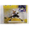 Image 2 : Starting Lineup 1997 Mario Lemieux Figurine - Sealed