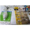 Image 6 : Assortment of Light Bulbs - 40w - 25w - 32 - 15w