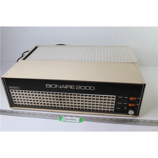 Bionaire 2000 Air Filter (powers on - running)