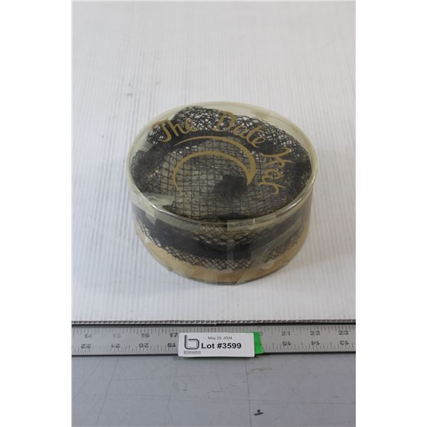 Vintage The Date Hat