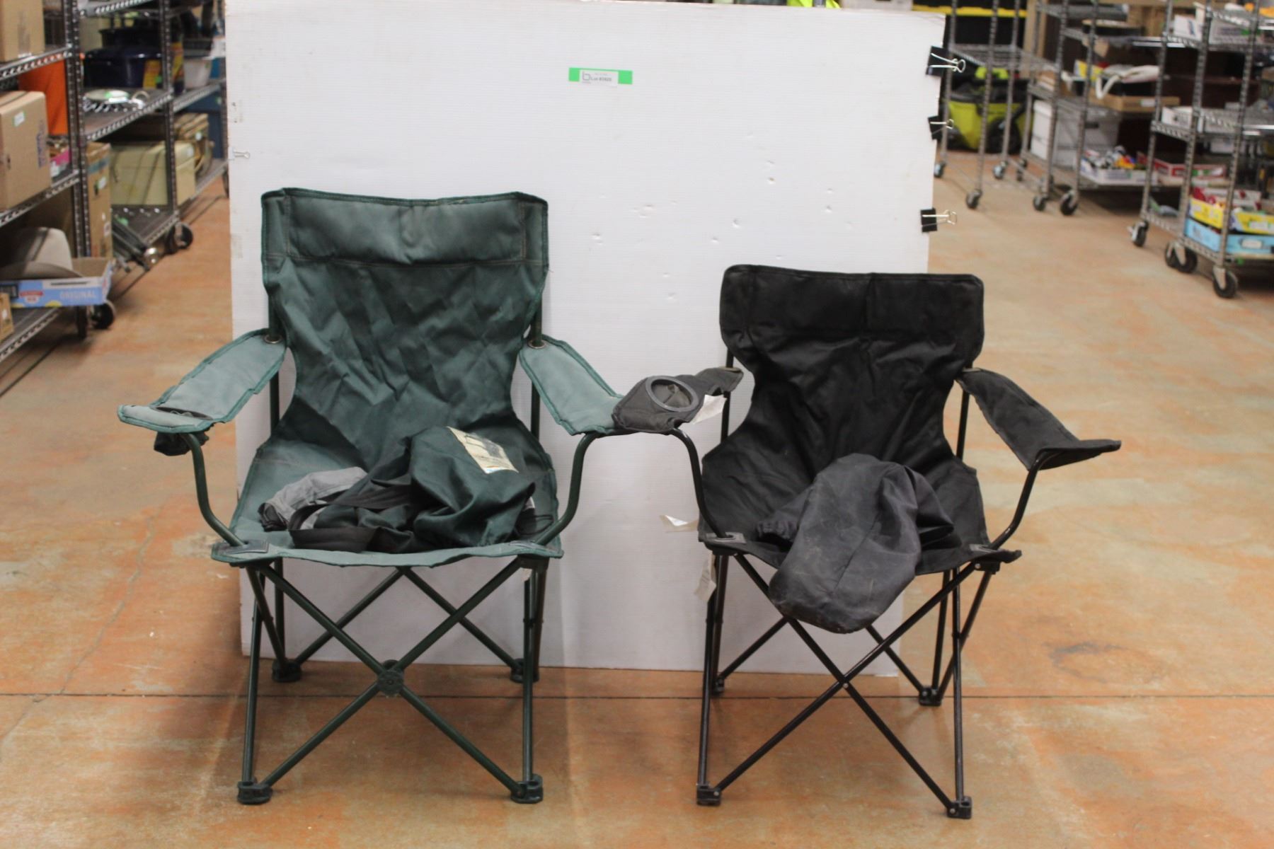 (2) Folding Lawn Chairs With Bags - Used - Bodnarus Auctioneering