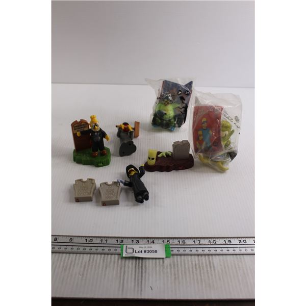 Assorted The Simpsons Fast Food Toys