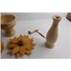 Image 4 : Wooden Decorations - Bowls, Sunflower, Misc.