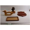 Image 1 : (4) Wooden Decorations - Bank, Tray