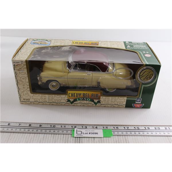 Motor Max 1950 Chevy Bel Air Die Cast - 1/18, Incorrect Box