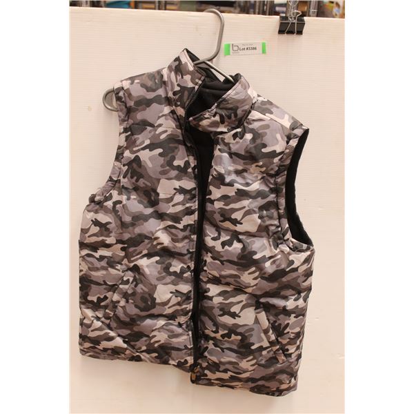 *Camouflage Vest - Size Unknown, Seemingly L/XL