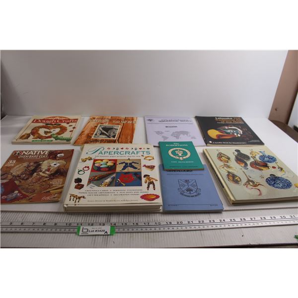 (9) Books/Booklets - Crafts, Ghost Towns