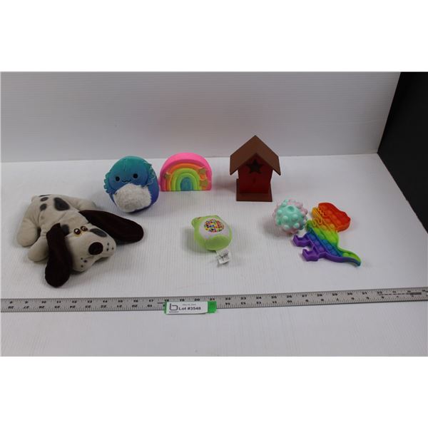 Childrens Toys - Plush, Figgit Pop-Its Etc.