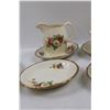 Image 4 : (19 pcs) Royal Swan China w/22 kt. Gold Decor
