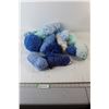Image 1 : Assorted Yarn Bundles