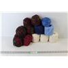 Image 1 : Assorted Bundles of Yarn