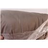 Image 4 : Home Beyond Queen Sized 100% Polyester Comforter - Used