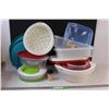 Image 1 : (15+) Kitchenware Misc. Lot: Plastic Storage Containers in Misc. Sizes with Lids