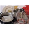 Image 3 : (14+) Kitchen Cookware Cutting Boards Plates Jars Blender Parts