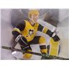 Image 3 : Dragon Imports Sidney Crosby Limited Edition Figure (sealed)
