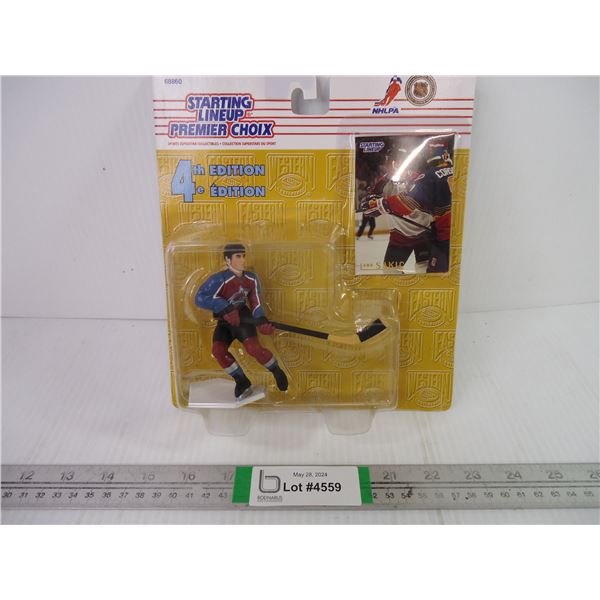 Starting Lineup 4th Edition Joe Sakic (sealed)