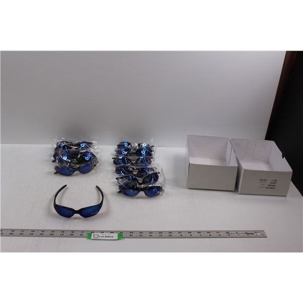 (12) UV 400 Sunglasses - Black Frame w/Blue Mirror Lenses (NIP)