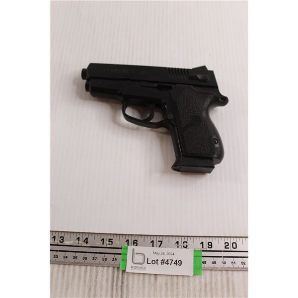 Compact .45 BB Gun
