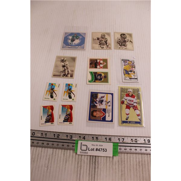 (12) Sports Cards