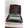 Image 1 : Smith-Corona Sterling Automatic Typewriter