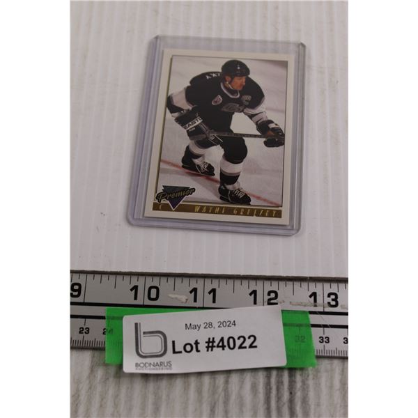 Wayne Gretzky Gold Hockey Card
