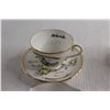 Image 2 : (4) Teacups with Matching Saucers