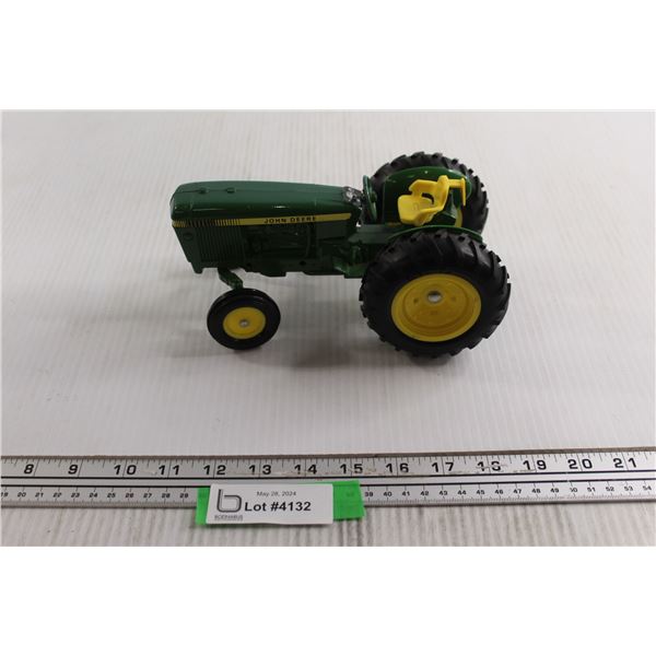 John Deere 2040 Utility Toy Tractor - 1/16