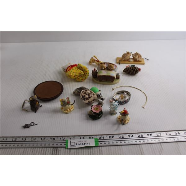 Assorted Mouse Trinkets