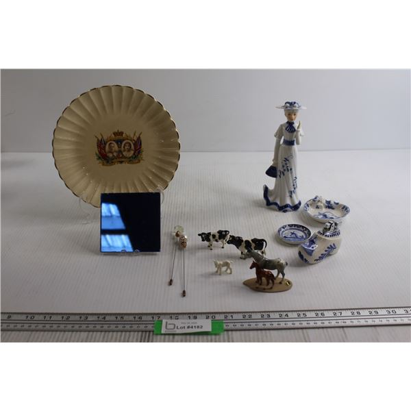 (4) Blue and White Decorations, Coronation Decorative Plate, Misc.