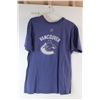 Image 1 : *Vancouver Canucks T-Shirt - Size Small