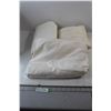 Image 1 : Box of White Linens