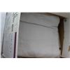 Image 3 : Box of White Linens