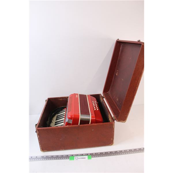 Salante Accordion In Case - Untested