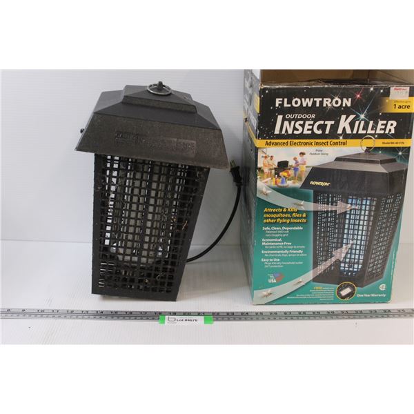 Insect Killer/Bug Zapper - Powers On