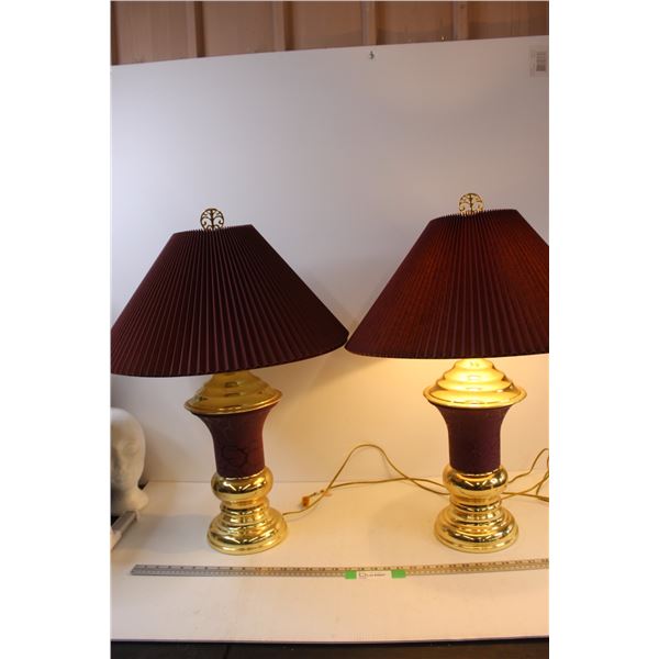 (2) End Table Lamps w/Red Lamp Shades - 28" x 20" - Works
