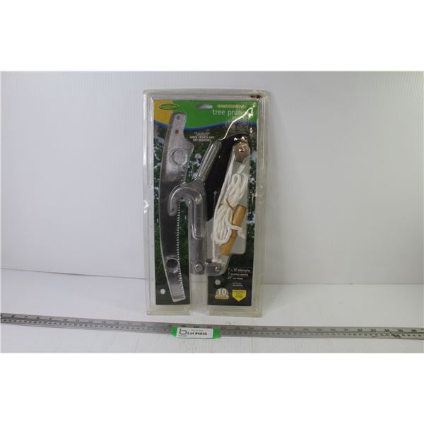 12' Telescoping Tree Pruner & Saw (NIB)