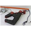 Image 5 : CC4 Clamp - Handle For Hydraulic Floor Jack - Tarp Strap