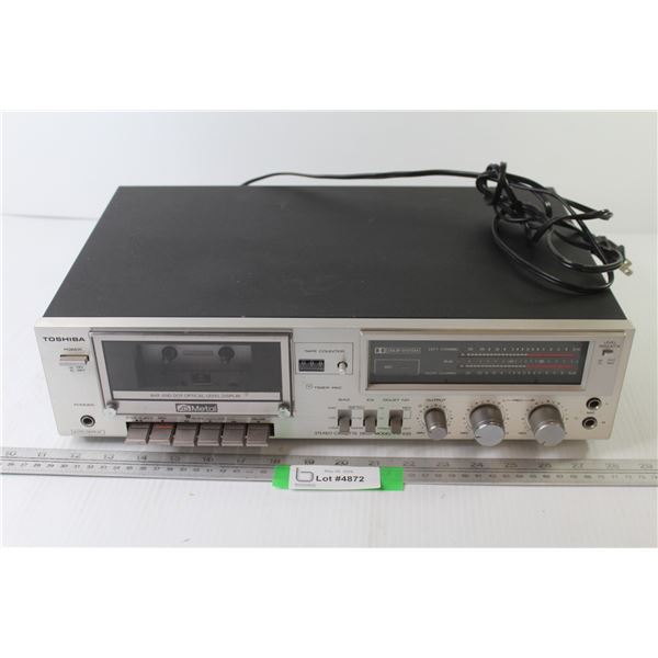 Toshiba Stereo Cassette Deck - AM-FM Radio (powers on)